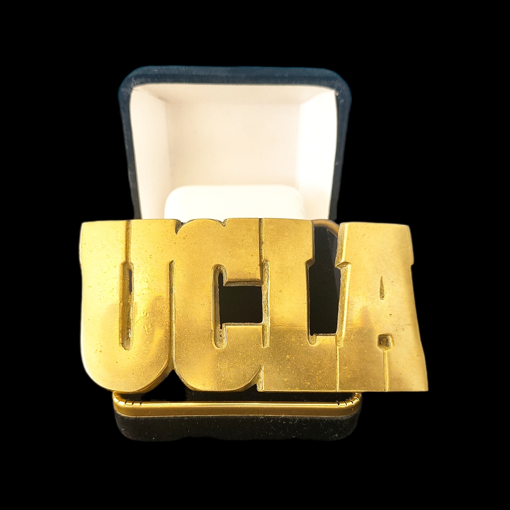 🐻 Vtg. UCLA Solid Brass Letter Belt Buckle